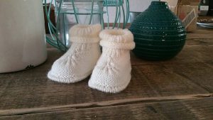 Bootees knit pattern video tutorial